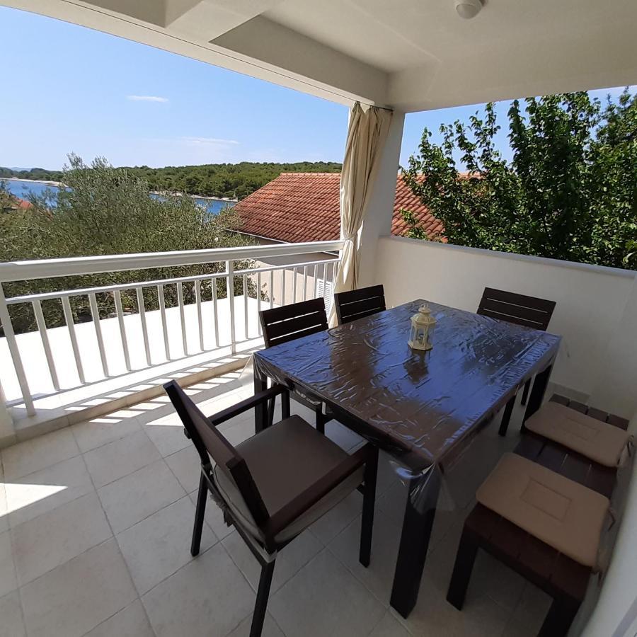 Apartman S Pogledom Ždrelac Buitenkant foto