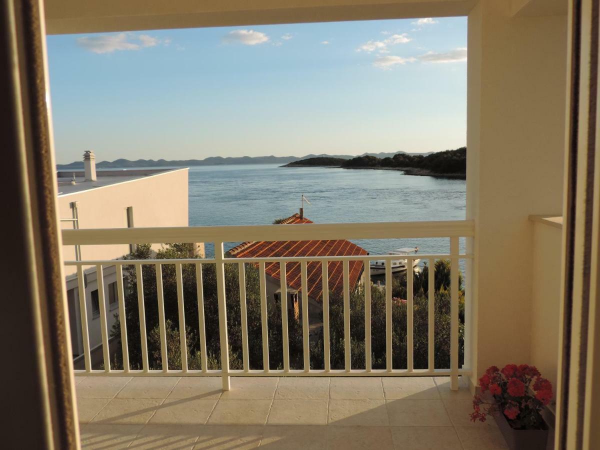 Apartman S Pogledom Ždrelac Buitenkant foto